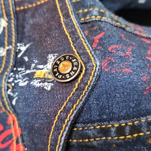 VINTAGE PLAYBOY GRAPHIC JEAN JACKET SIZE LGE - Picture 4 of 10